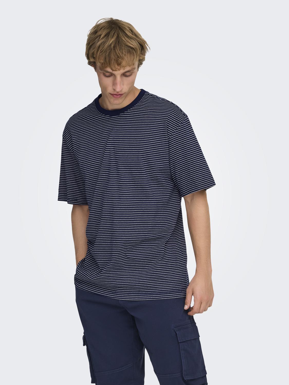 model_shot-front